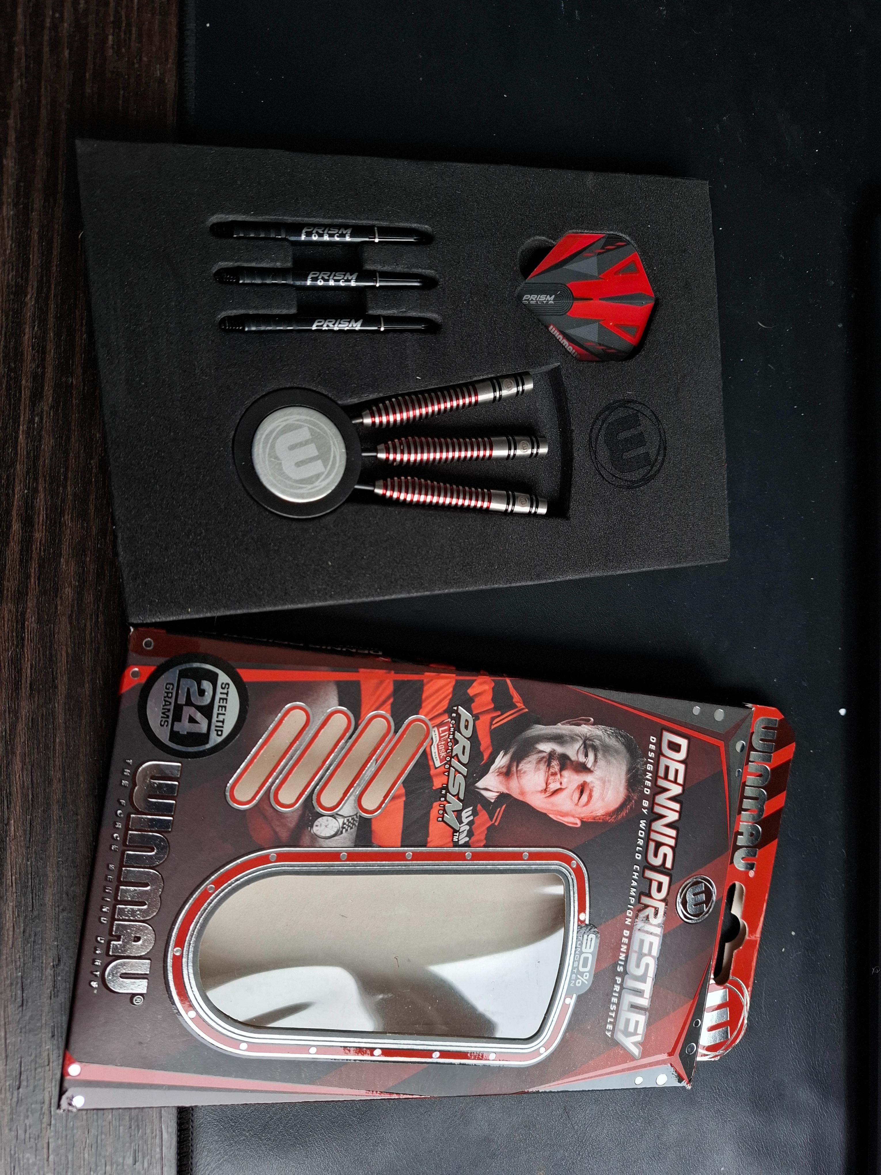 Dennis Priestley Darts