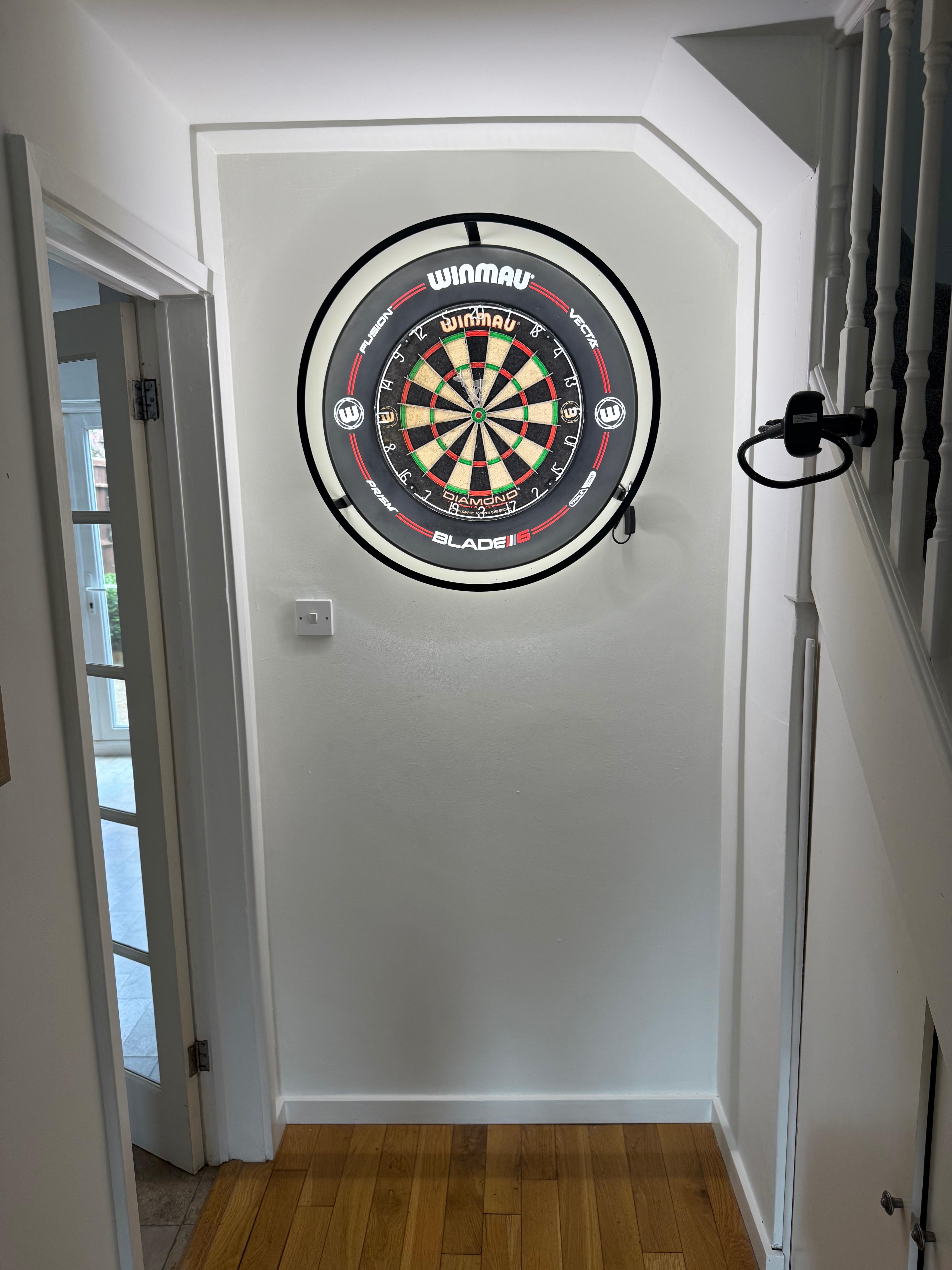 Winmau Plasma + Winmau Pro Line Bundle Deal Dartboard Lighting