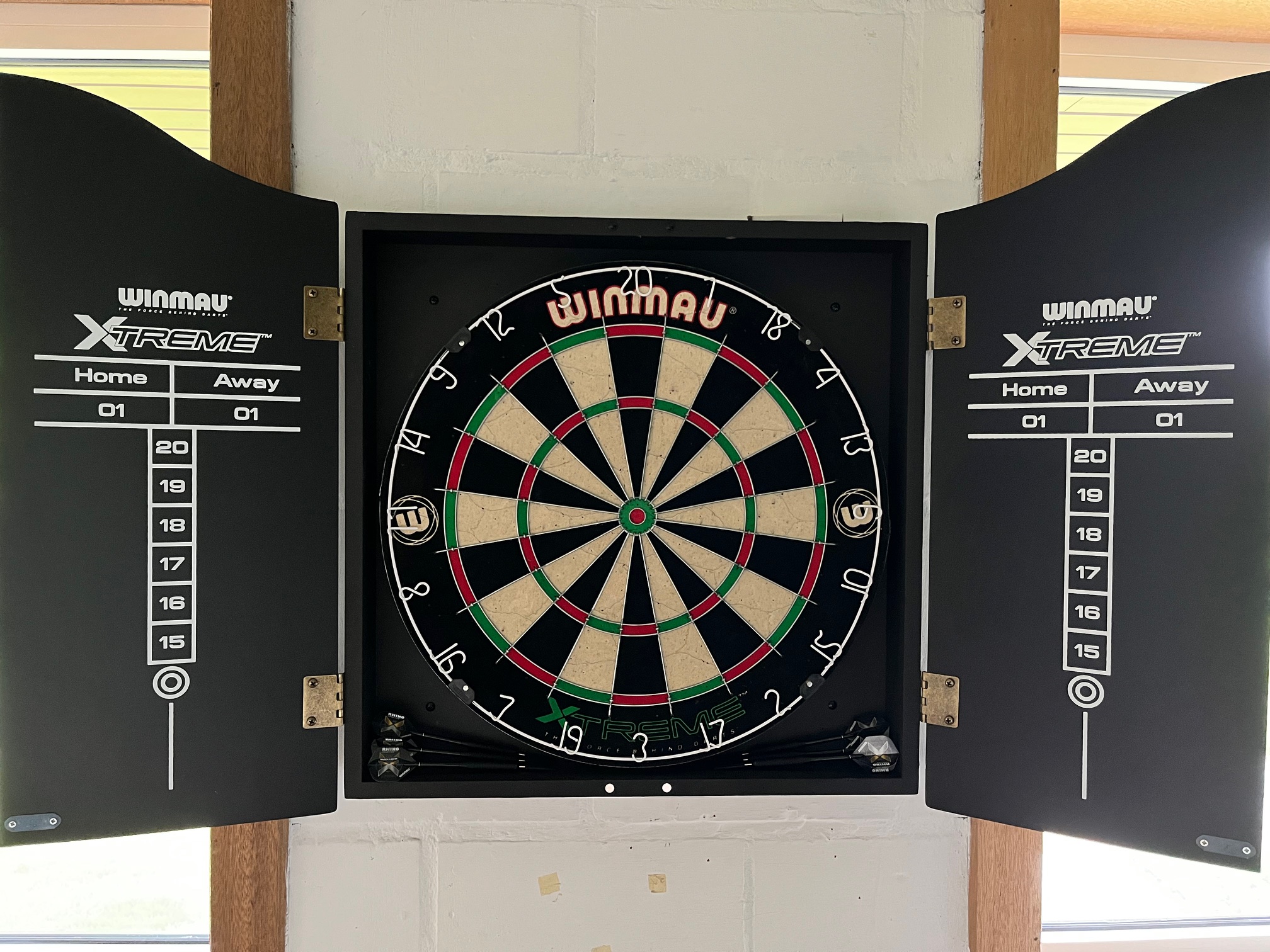 Winmau Winmau Dartset Professional Black in gebruik genomen !  Hele mooie set, blij mee!