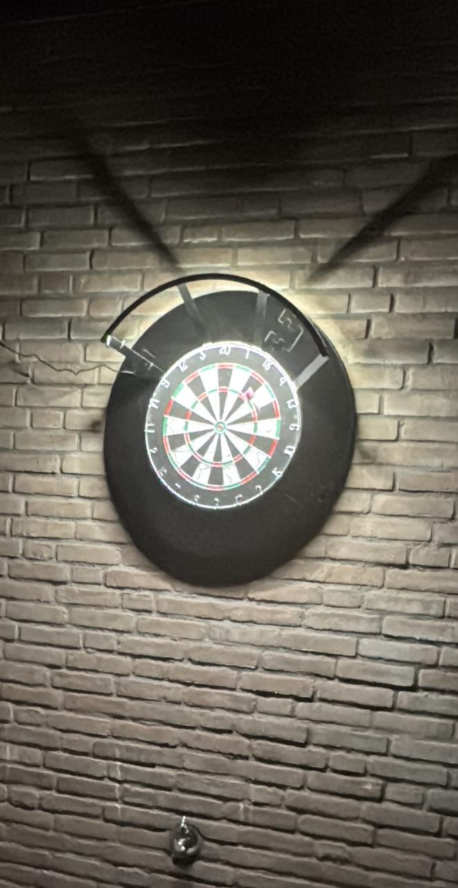 Bull’s Easy click, KOTO Surround & Winmau polaris 120’