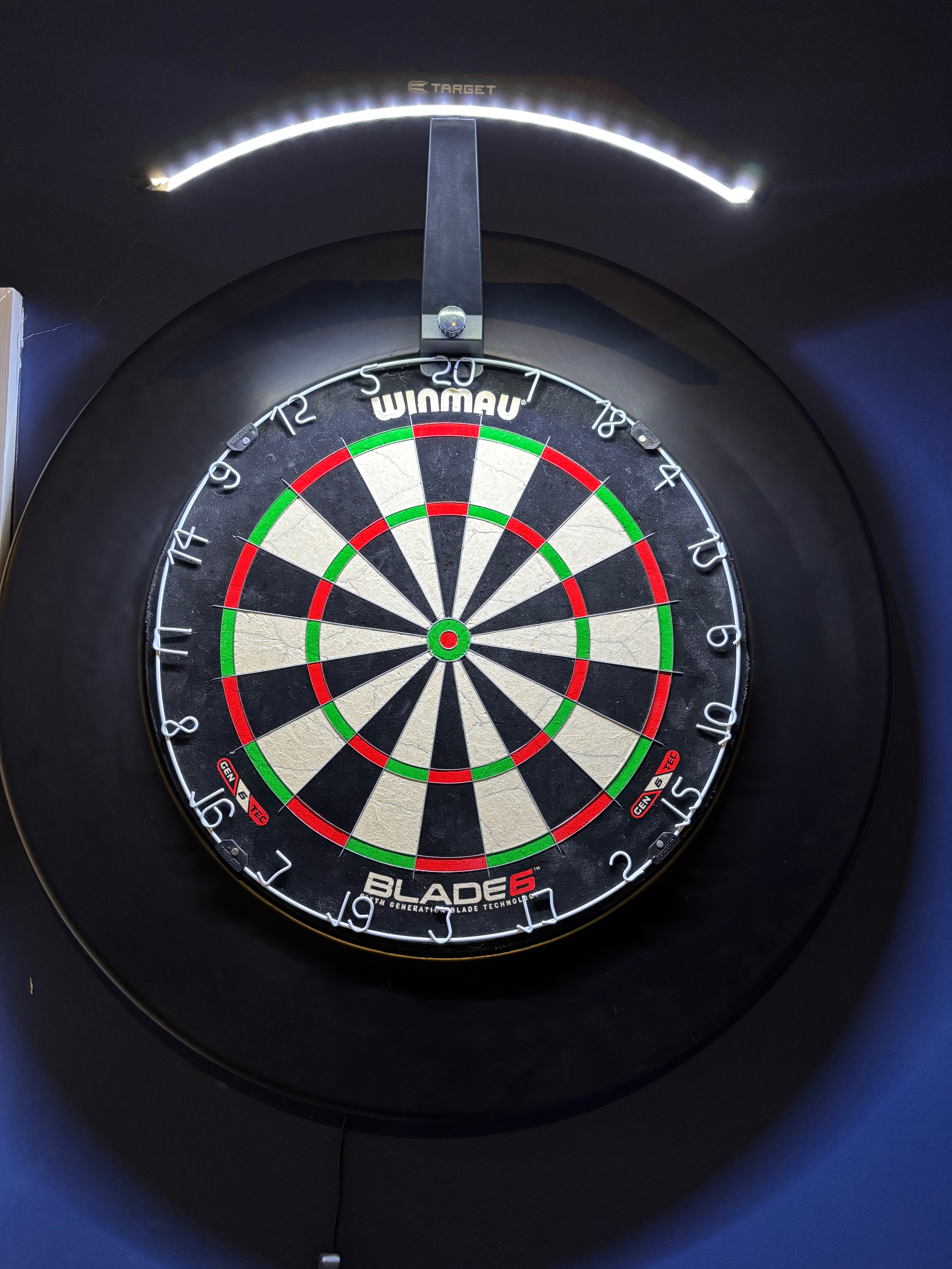 #Dartshopper Winmau Blade 6 and surround