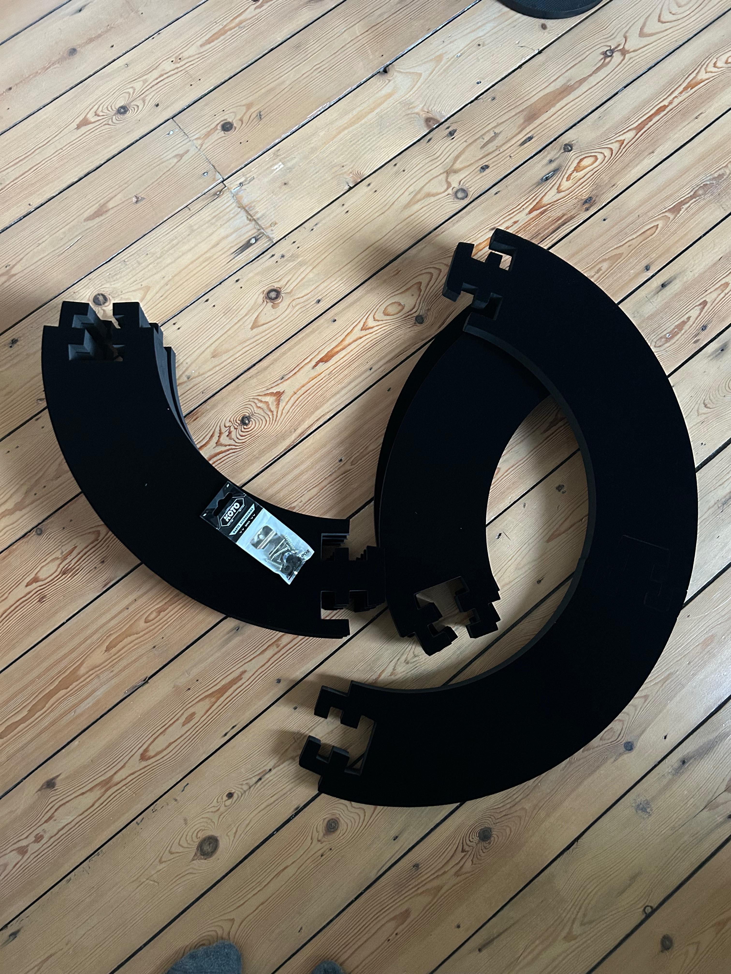 1KOTO dartboard bracket & 2x KOTO surround