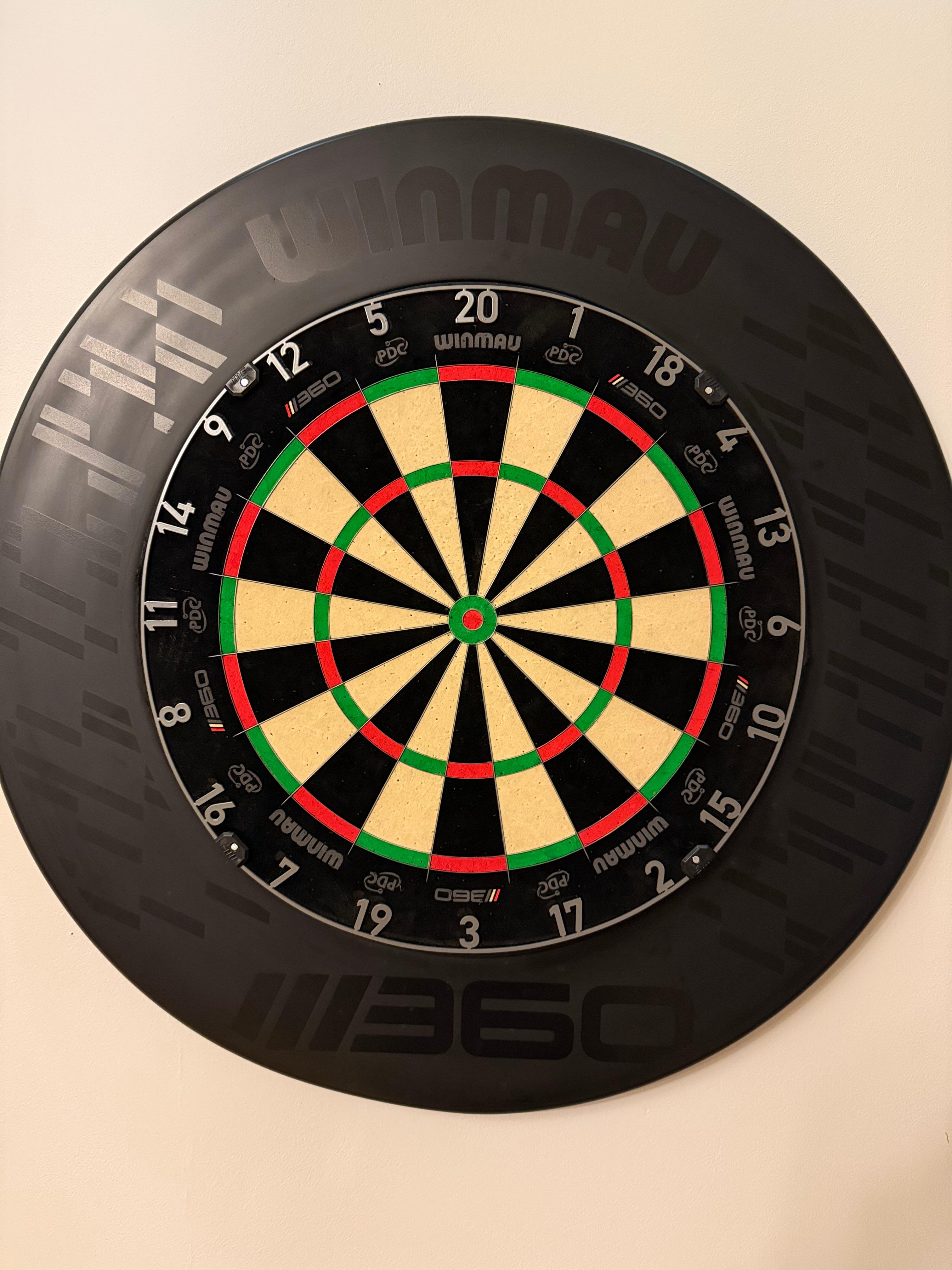 Winmau Blade 360