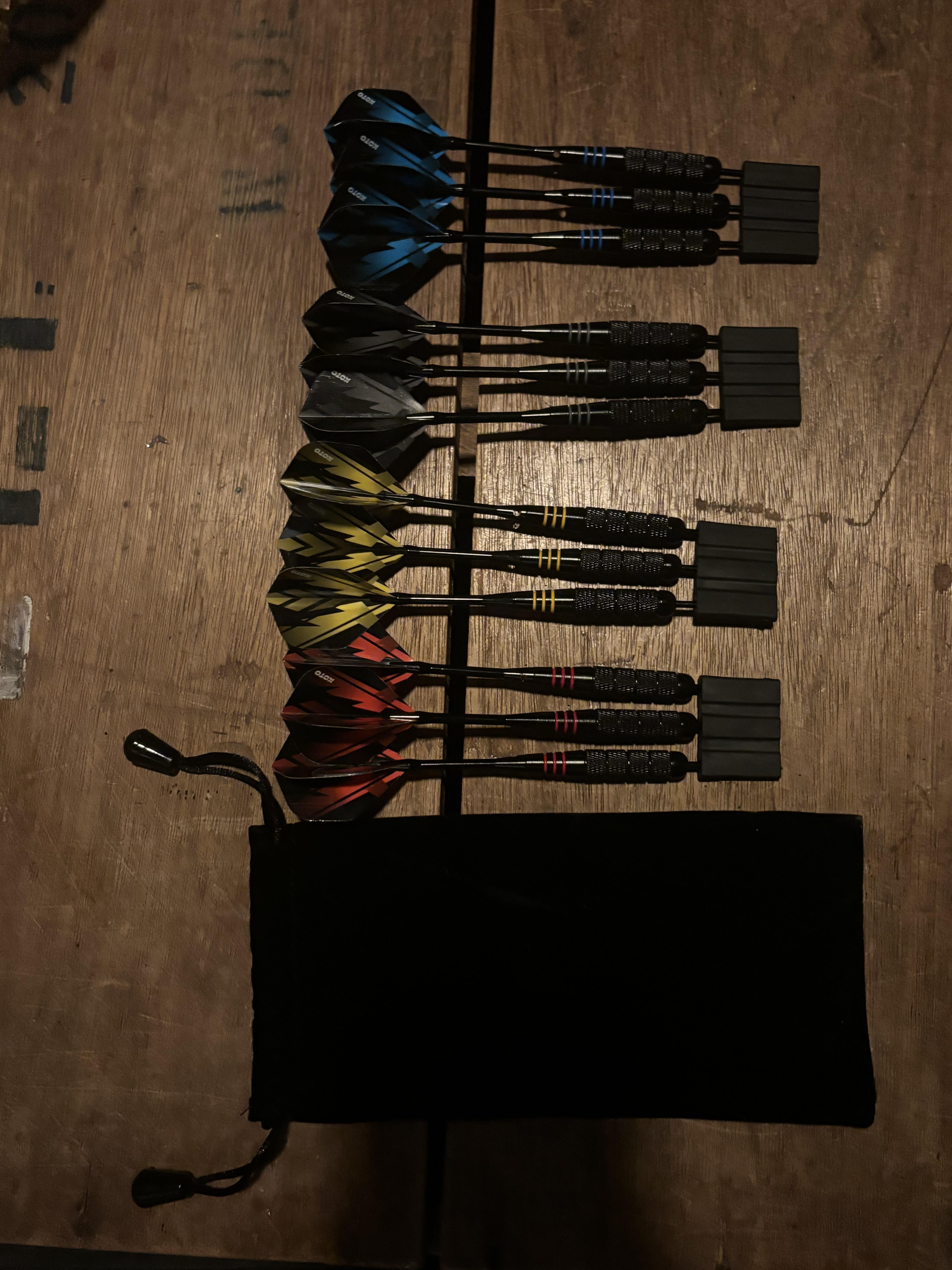 4 sets dartpijlen 