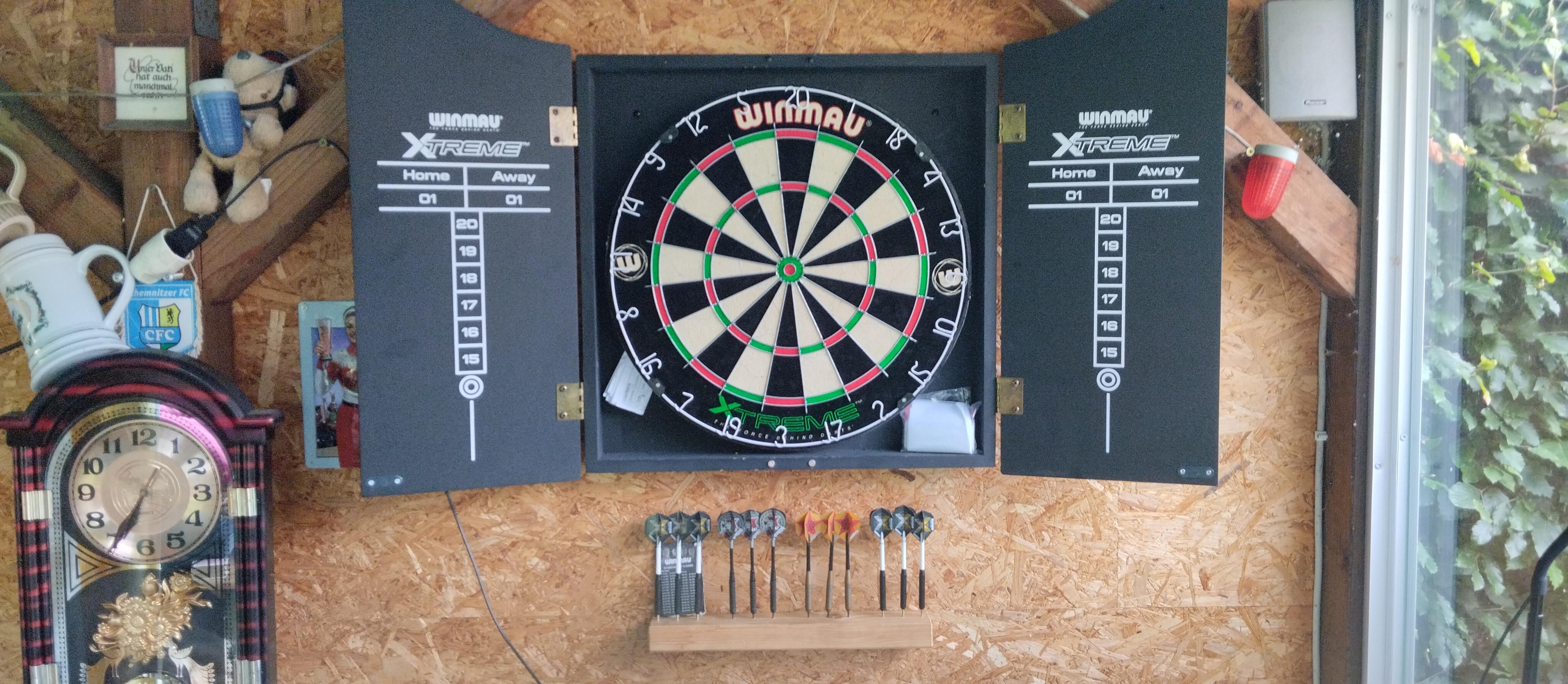 Darts Schrank