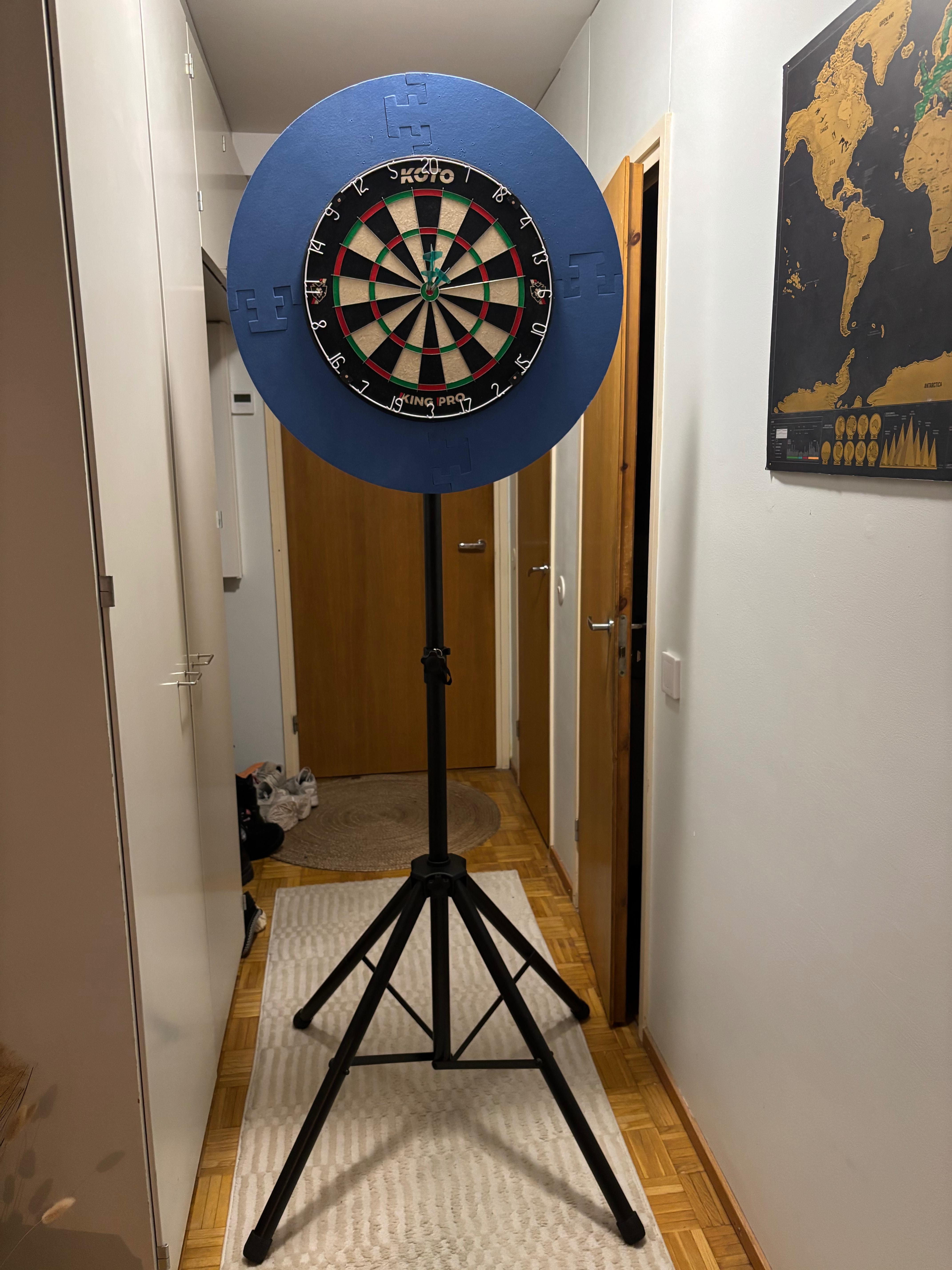 New board and darts