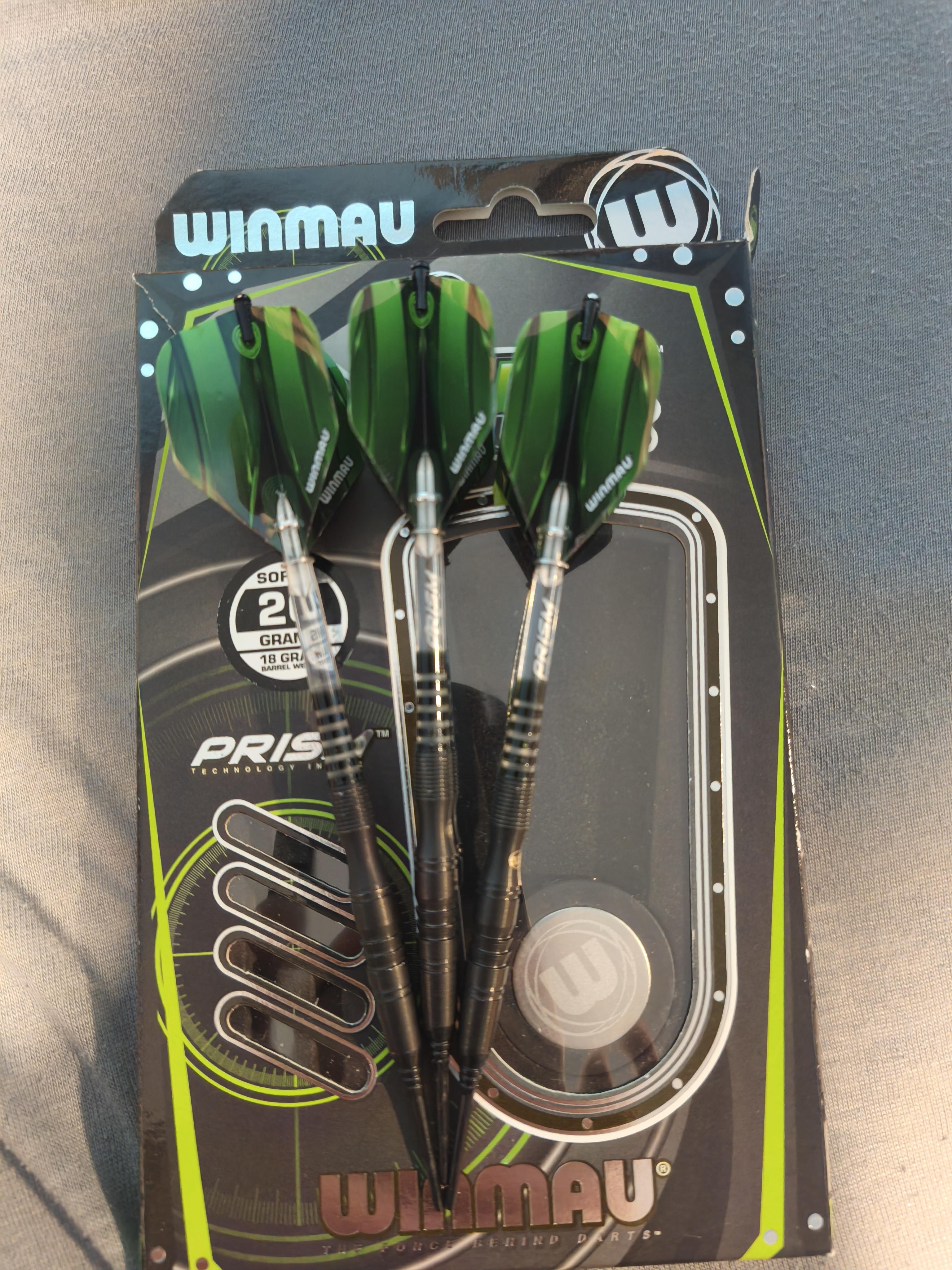 Winmau Sniper black, best darts!!