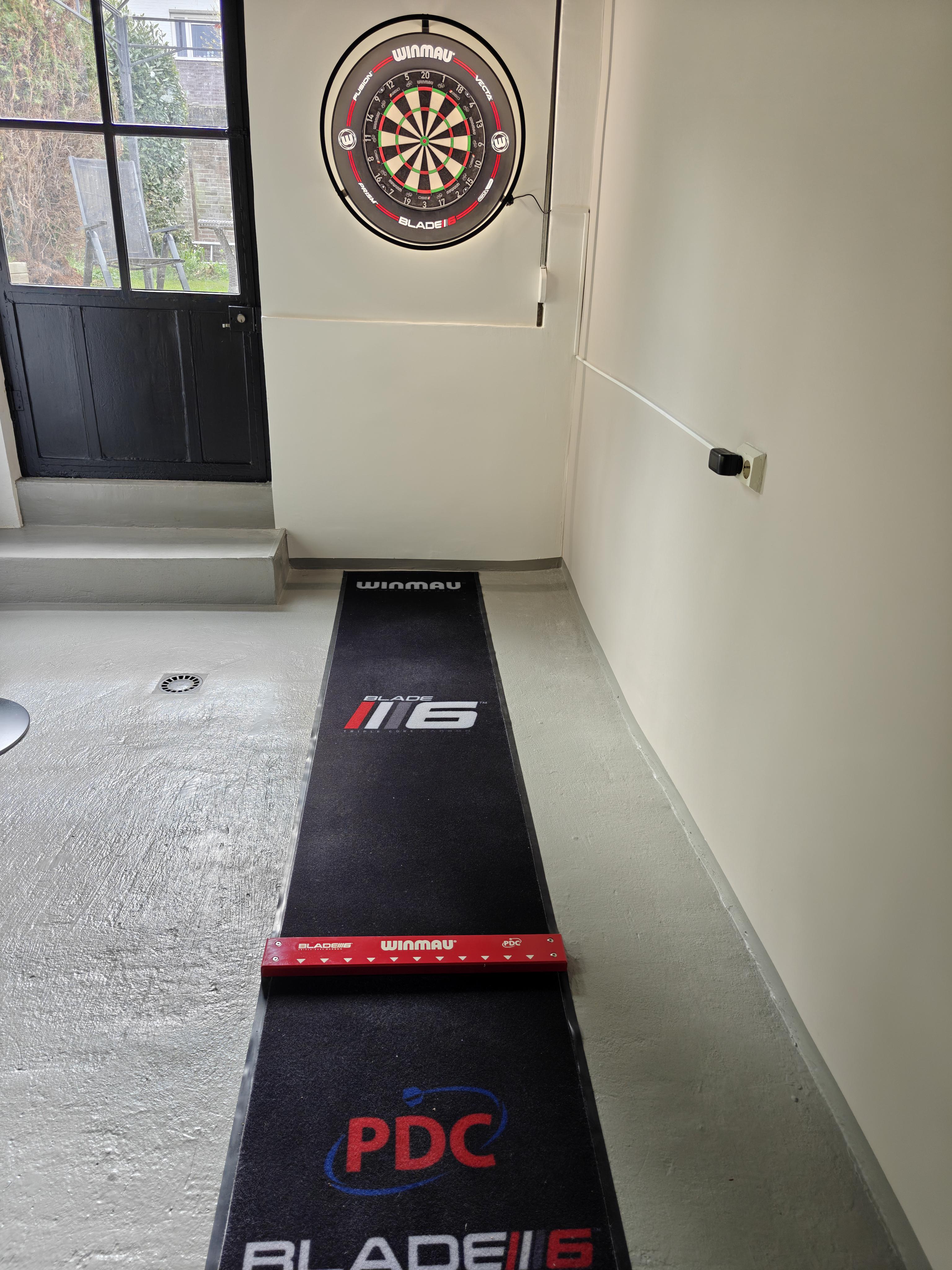 Winmau blade 6 