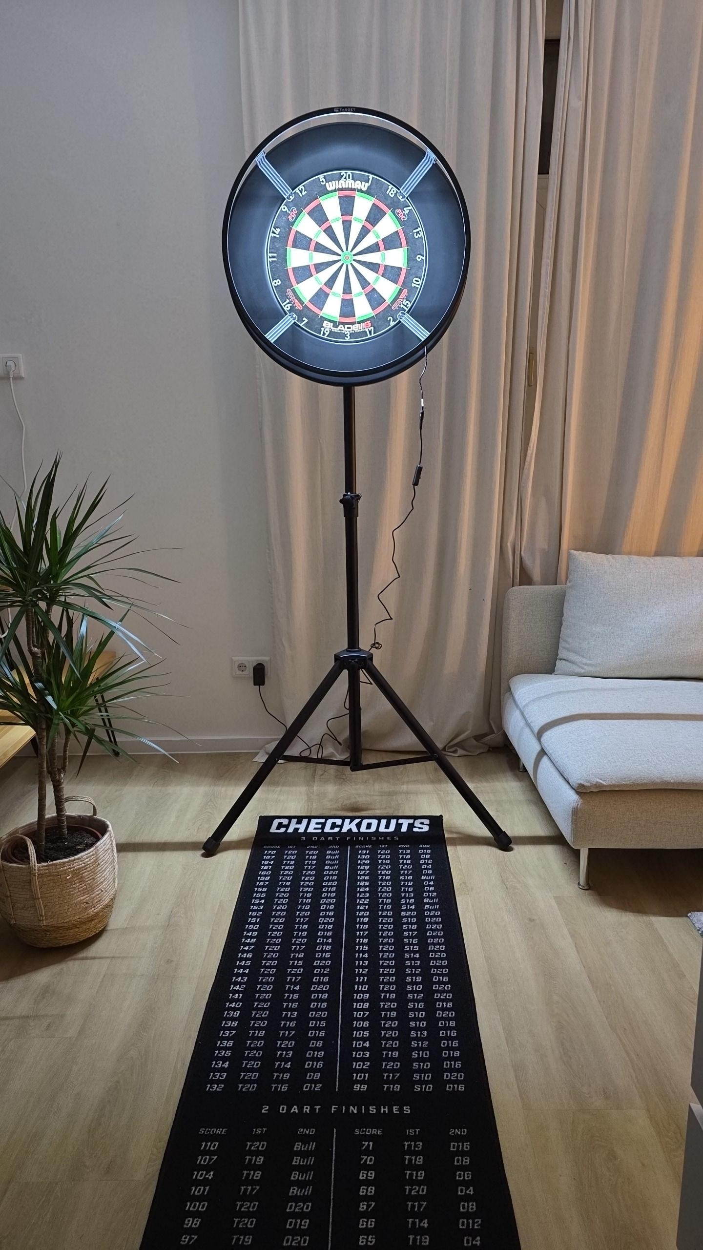 Dartscheibe + Equipment