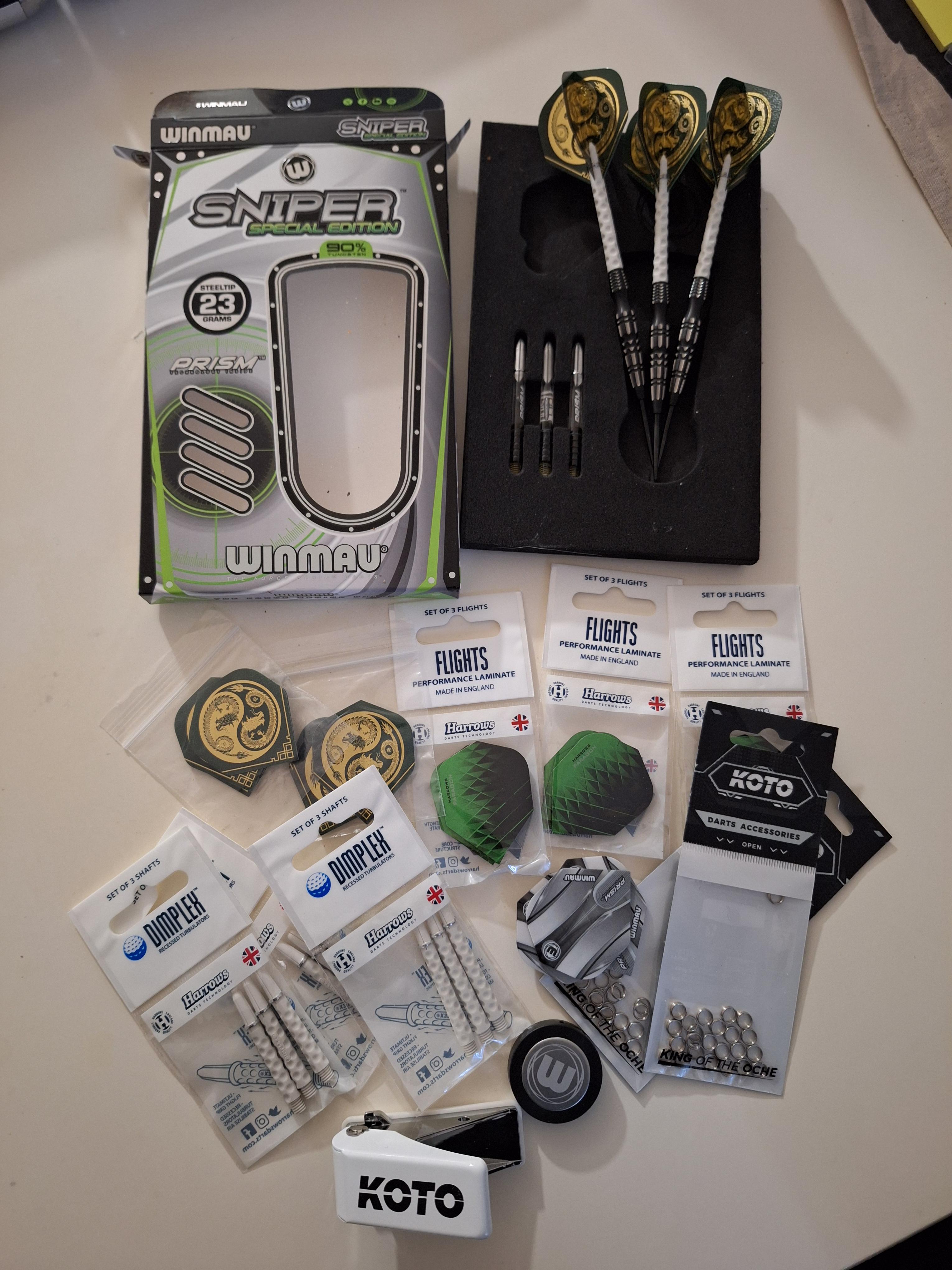 Winmau Sniper SE 23 gr et accessoires divers