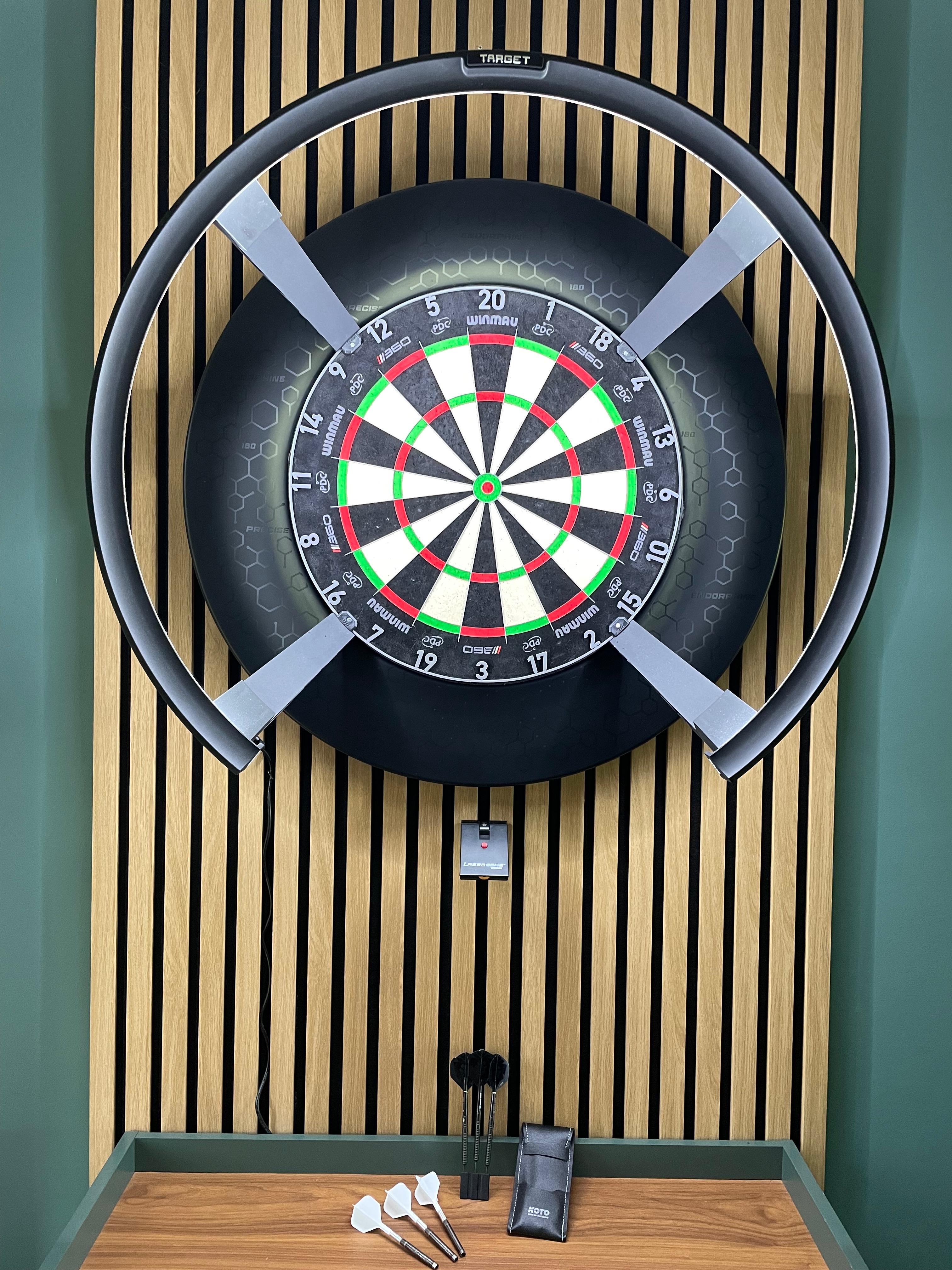 Cible , fléchettes , omni…