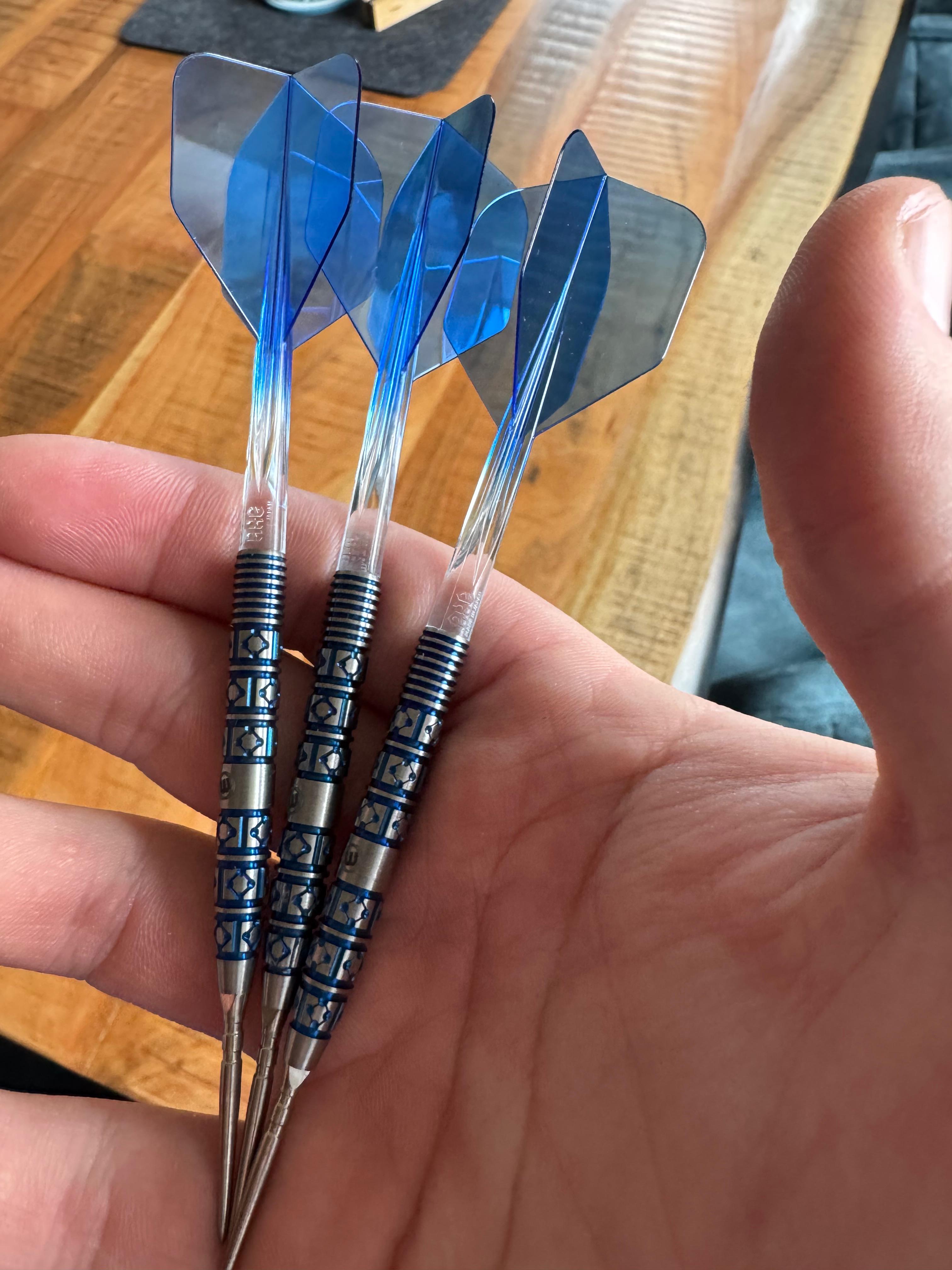 Winmau Lunaris Tapered mit Condor Axe Gradient Flight System 😍