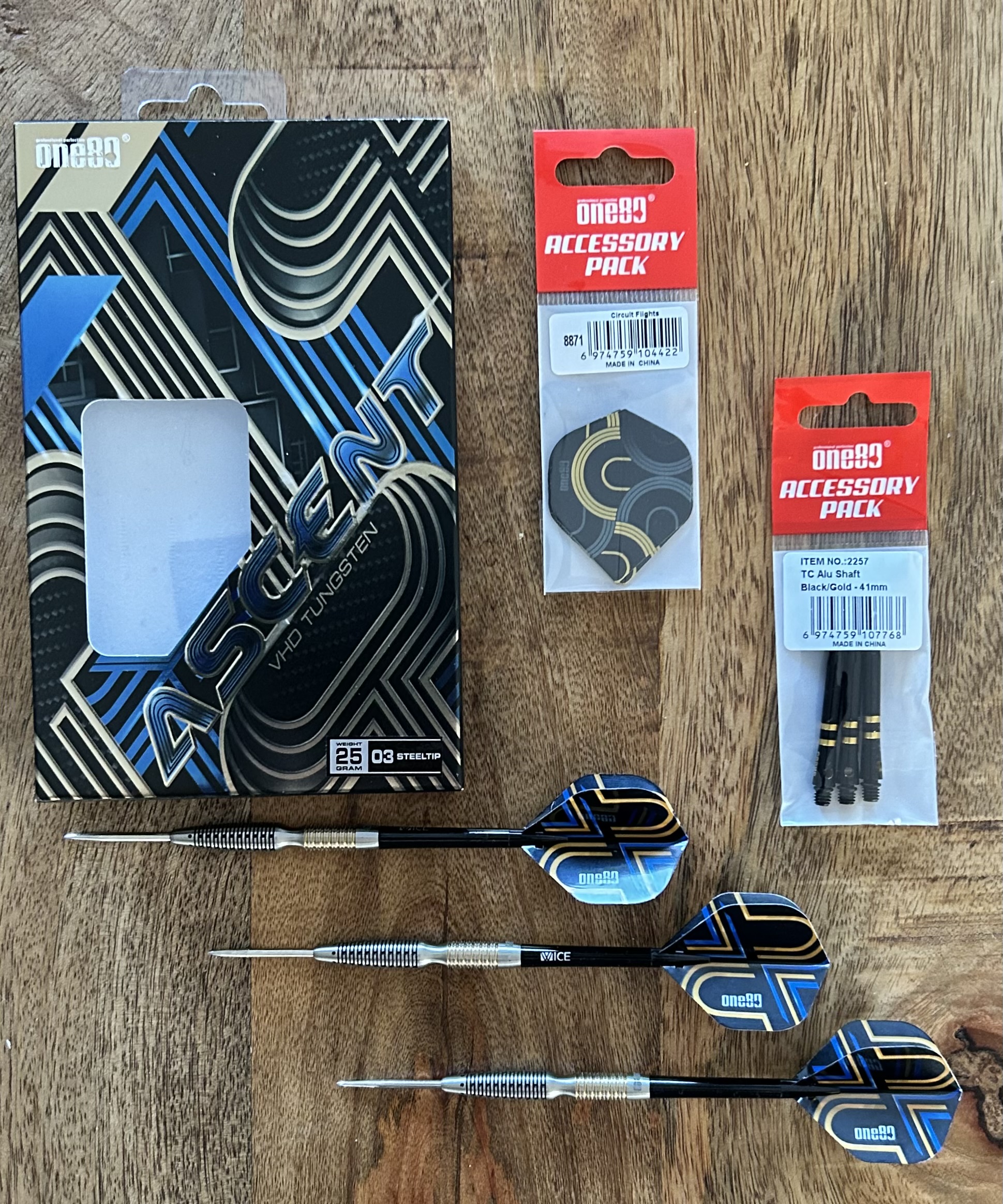 #dartshopper again an exelent set of darts. One80 Ascent 03
