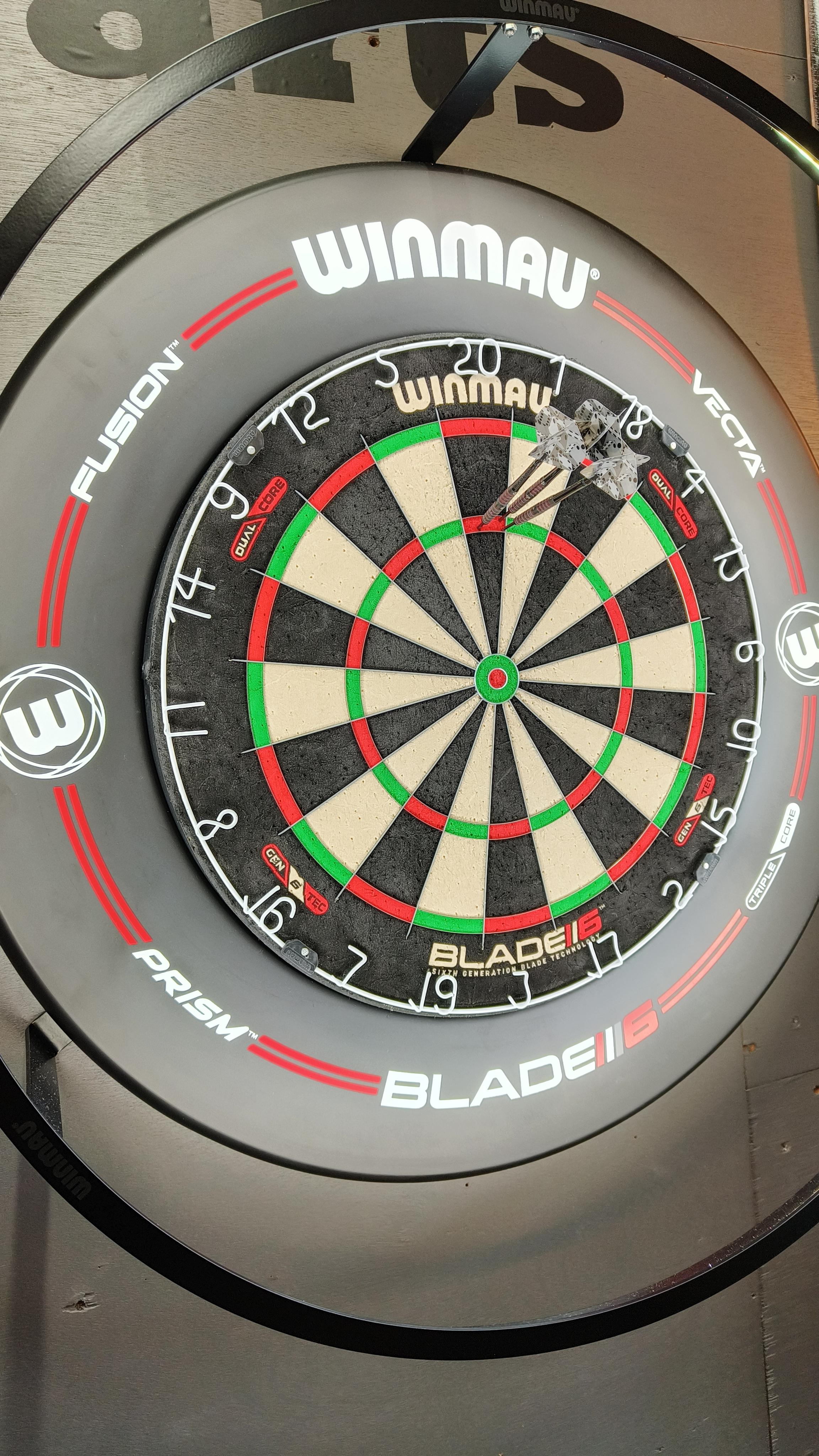 Nieuwe setup en pijlen (wolfram infinity) gekocht bij Dartshopper