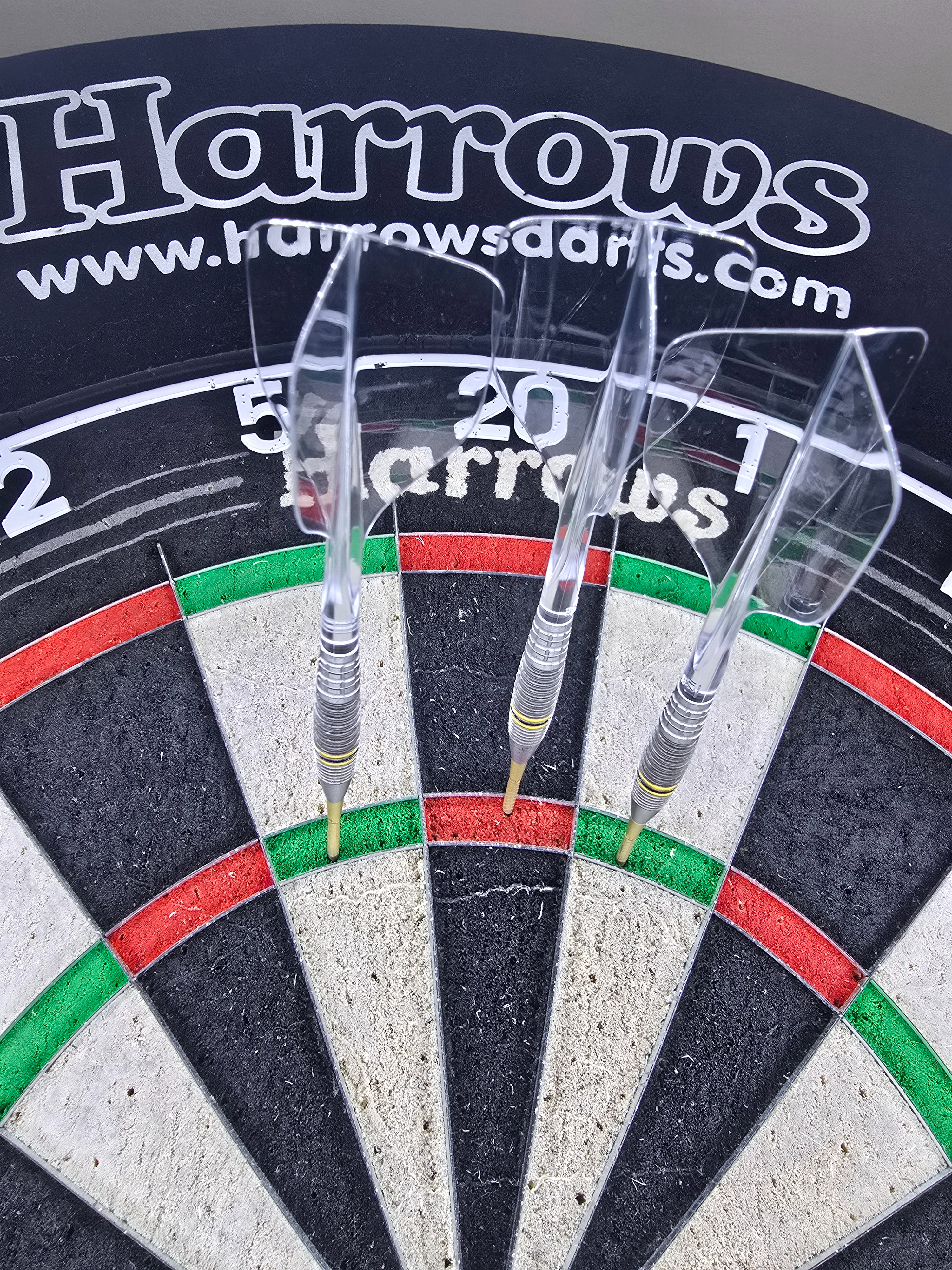 Condor Axe 120 selection, grippy 35mm Gold Quartz Swiss Storm Points, and Skull L-Style L1 Flights, perfect. 