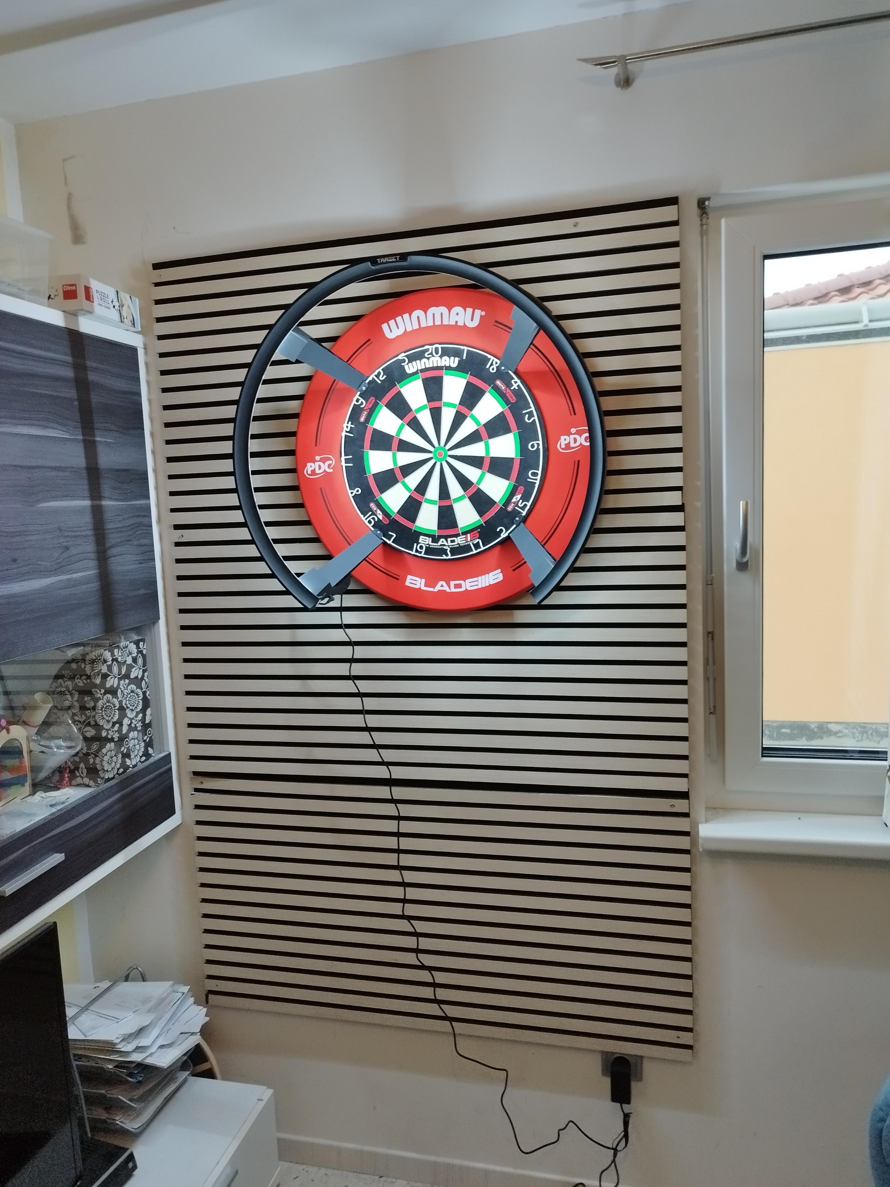 Target Omni, Board und surround