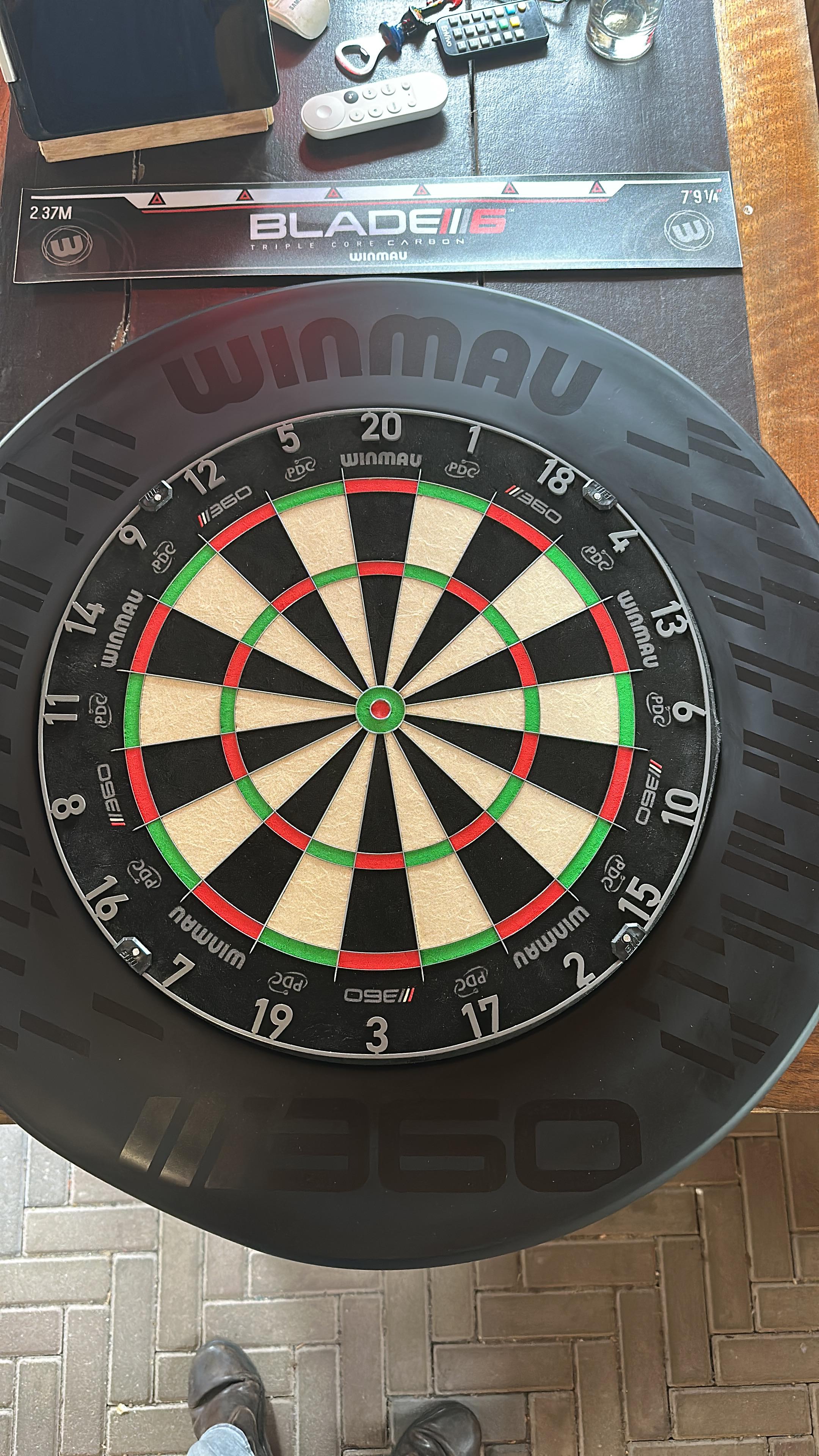 Winmau Blade 360 + ring + 2 setjes pijlen