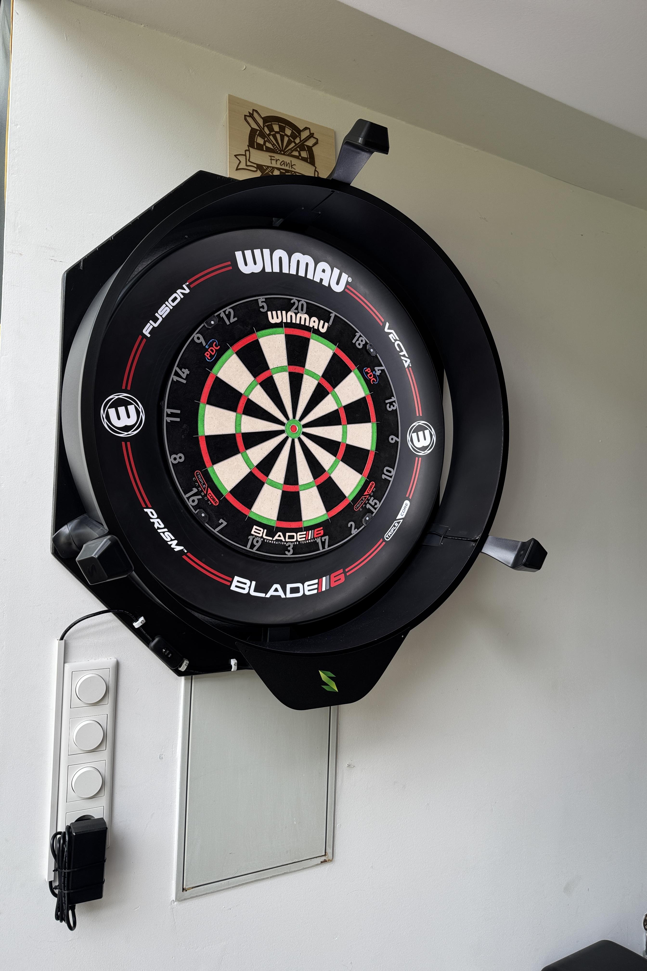 Scolia Home 2 mit Winmau Scheibe und Surround