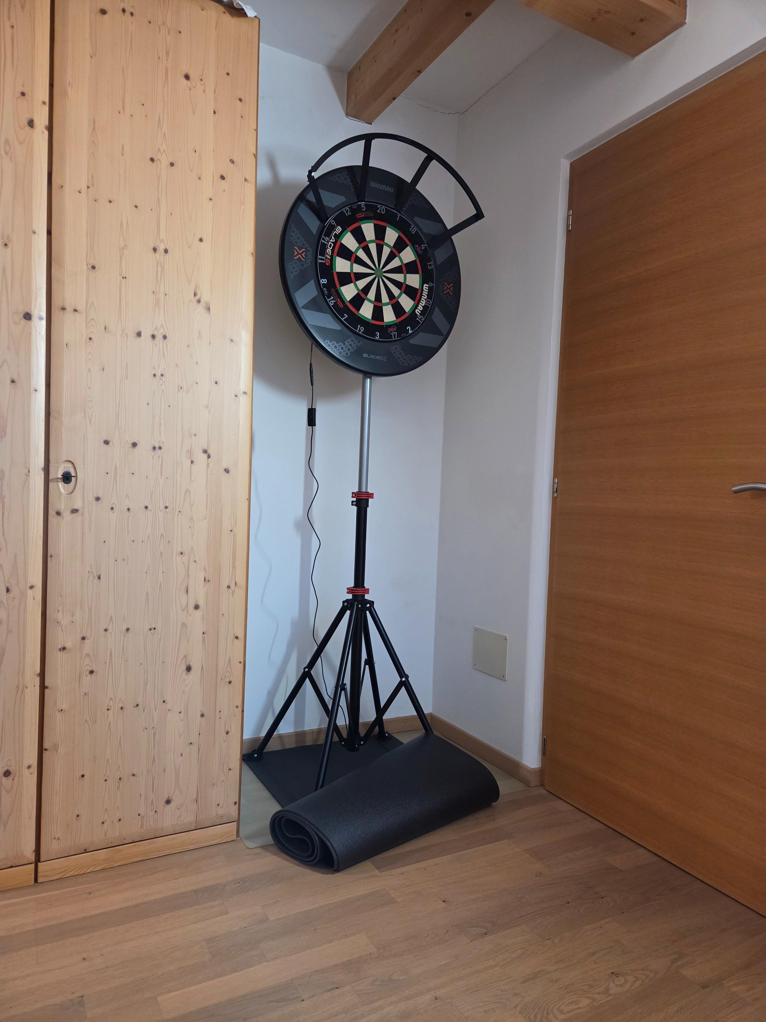Winmau Darts Stand