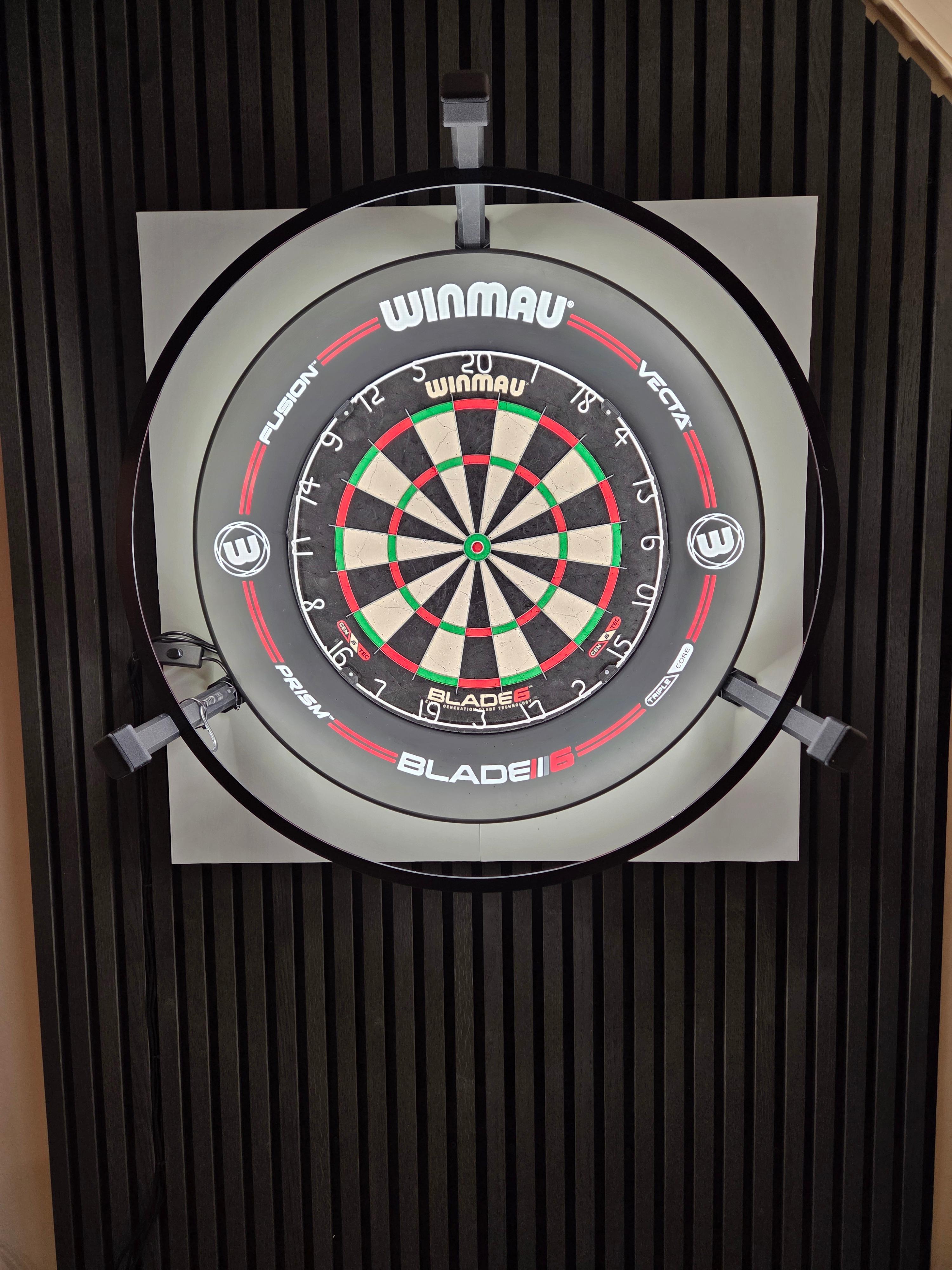 Winmau Surround und Plasma LED
